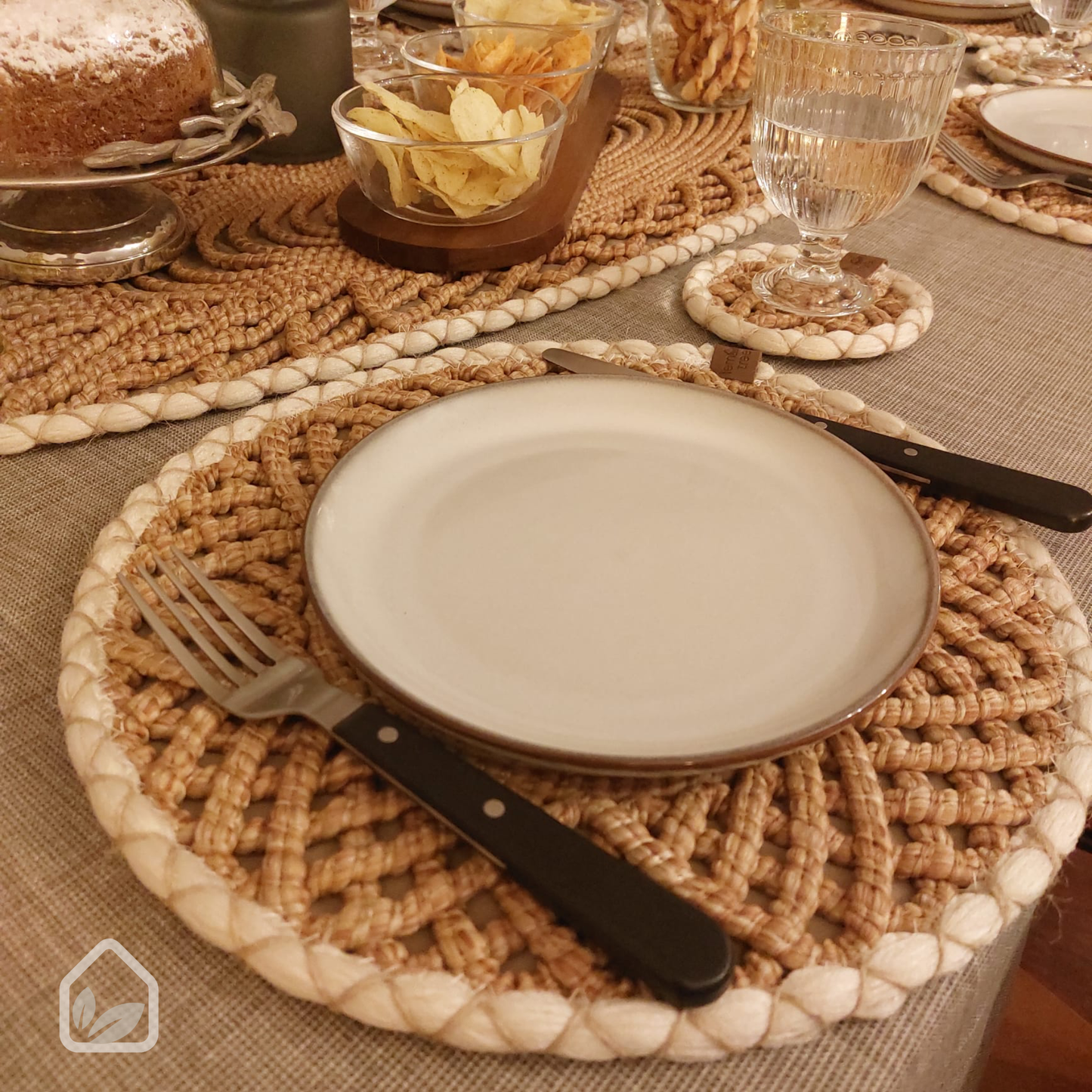 Round Handwoven Placemat – Elegant Table Mat for Indoor & Outdoor Dining, 36cm
